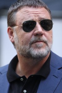 https://commons.wikimedia.org/wiki/File:Russell_Crowe_(33994020424).jpg