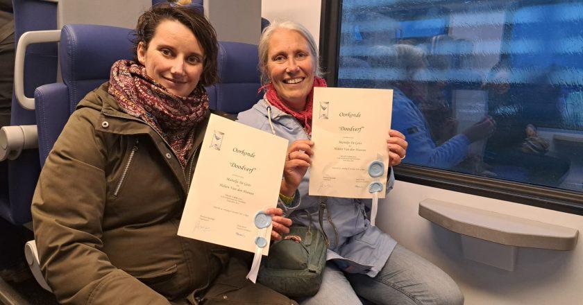 Interview met Waterloper-winnaars: op de derde plek – Heleen van den Hooven en Marielja de Geus met Doodverf